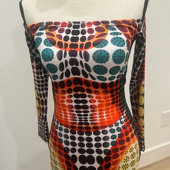 Unique Bodycon Maxi Dress - Size Medium - Picture 3 of 7